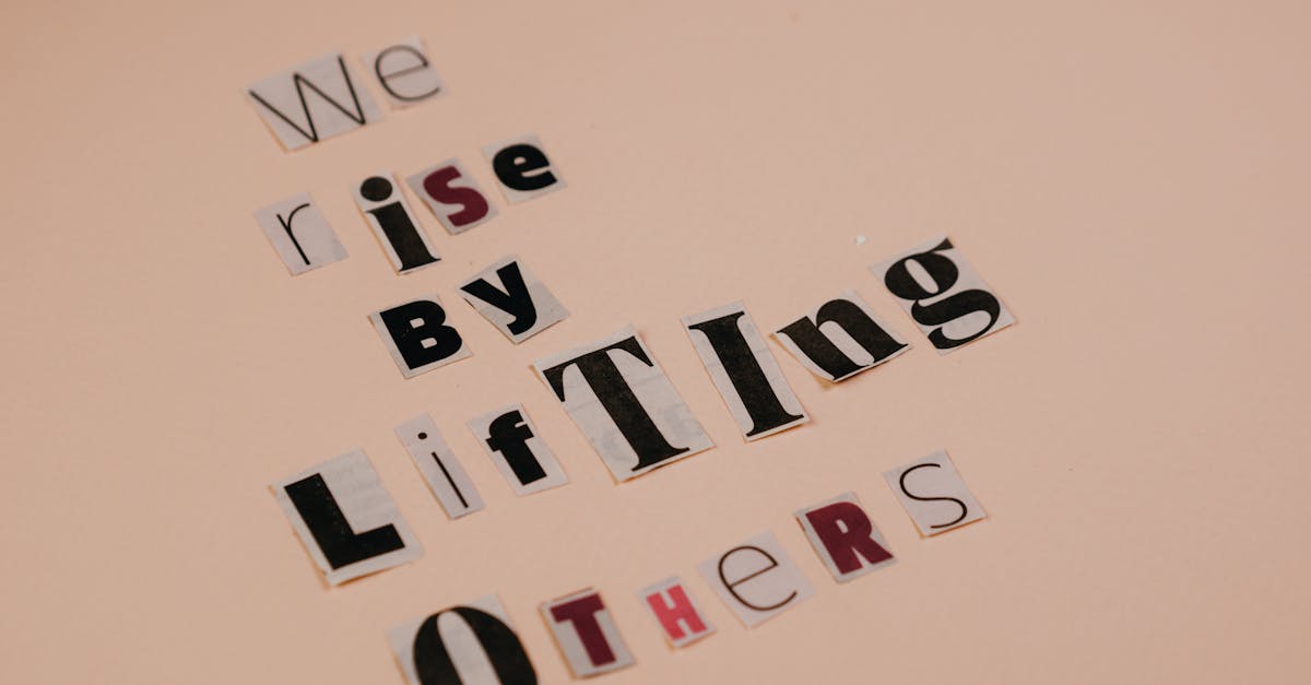 découvrez l'alphabet arabe : guide complet pour apprendre les lettres arabes, leur prononciation et leur écriture.