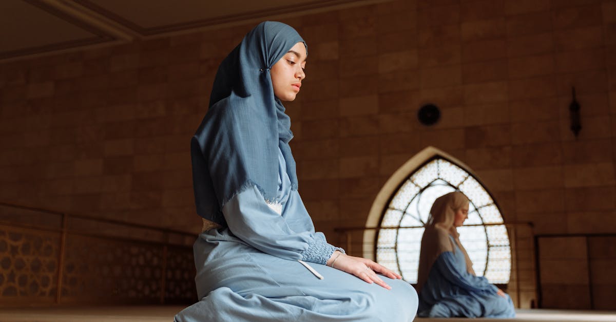 découvrez les bases de la grammaire arabe pour débutants avec des explications claires et des exercices pratiques pour maîtriser rapidement les fondamentaux.