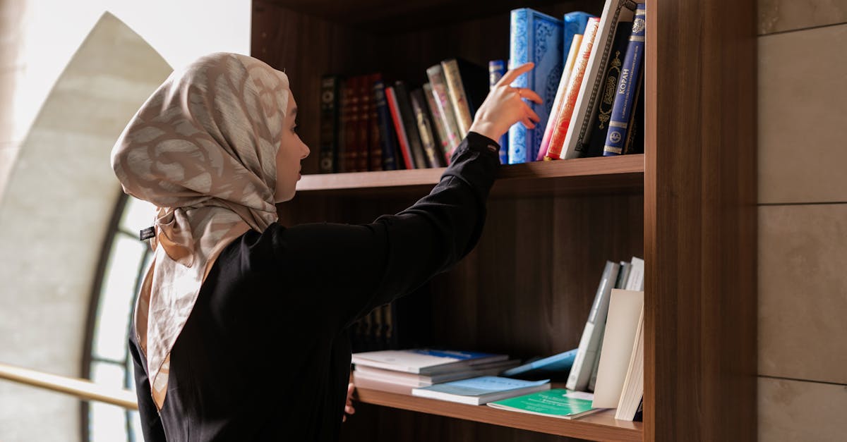 apprenez l'arabe facilement avec nos cours et ressources adaptés à tous les niveaux. maîtrisez la langue arabe rapidement et efficacement.